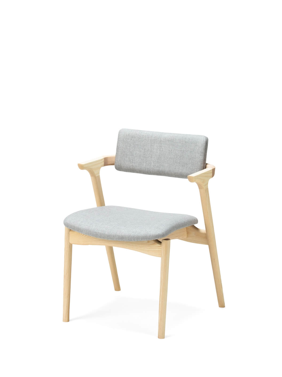 平田椅子製作所 / キャプラ ハーフアームチェア / ナチュラルホワイト Fabric by Maharam
