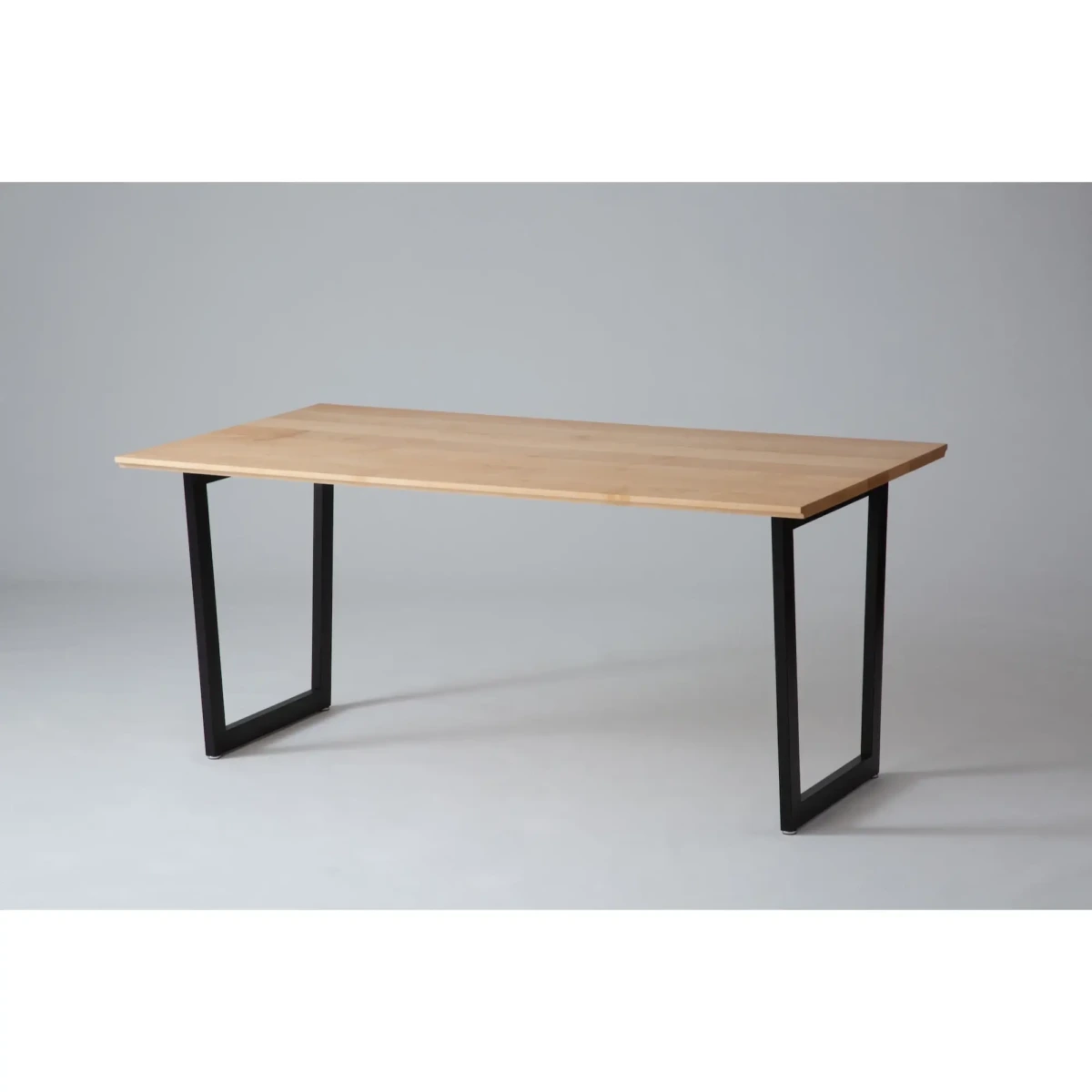 大川家具 オリジナルダイニングテーブル / スチール脚逆台形型  / 広葉樹無垢材4種類